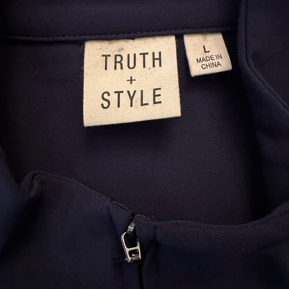 NWOT Large navy front zip jacket w/ fashionable loop designs and mandarin collar - Picture 7 of 8